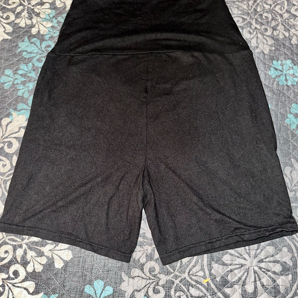 Amazon Essentials Women's High Waist Black Shorts